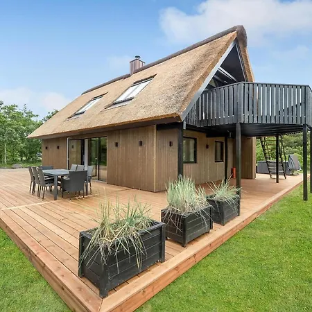 Three-bedroom Holiday In Dom wakacyjny