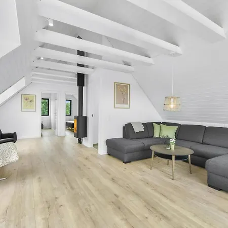 Three-bedroom Holiday In Dom wakacyjny Blåvand